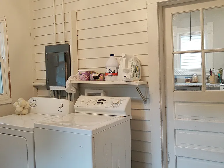 427 SW Buchanan St — Photo 11