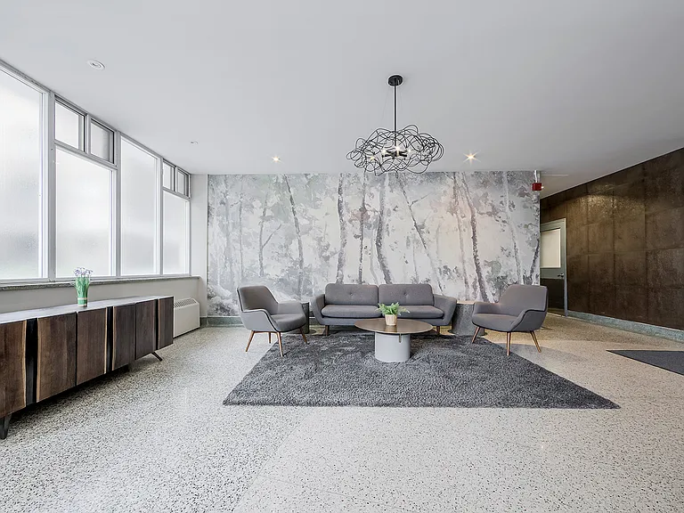 166 Carlton St #907 — Photo 10