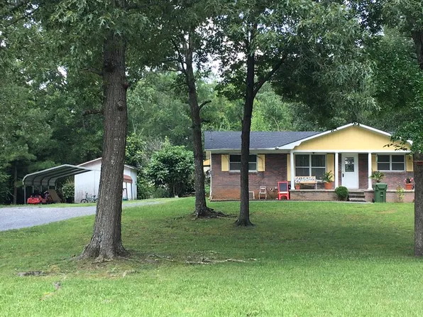 909 N 5th Ave, Chatsworth, GA 30705