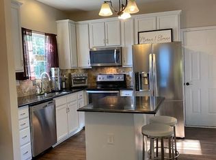 9640 Faires Farm Rd, Charlotte, NC 28213