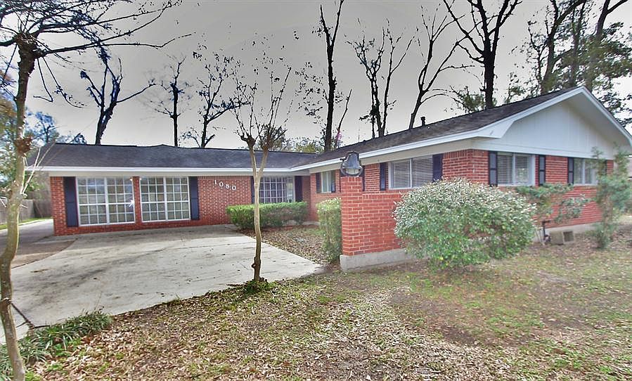1st image of 1080 Peyton Dr