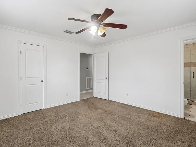 3919 Galway Ln — Photo 22