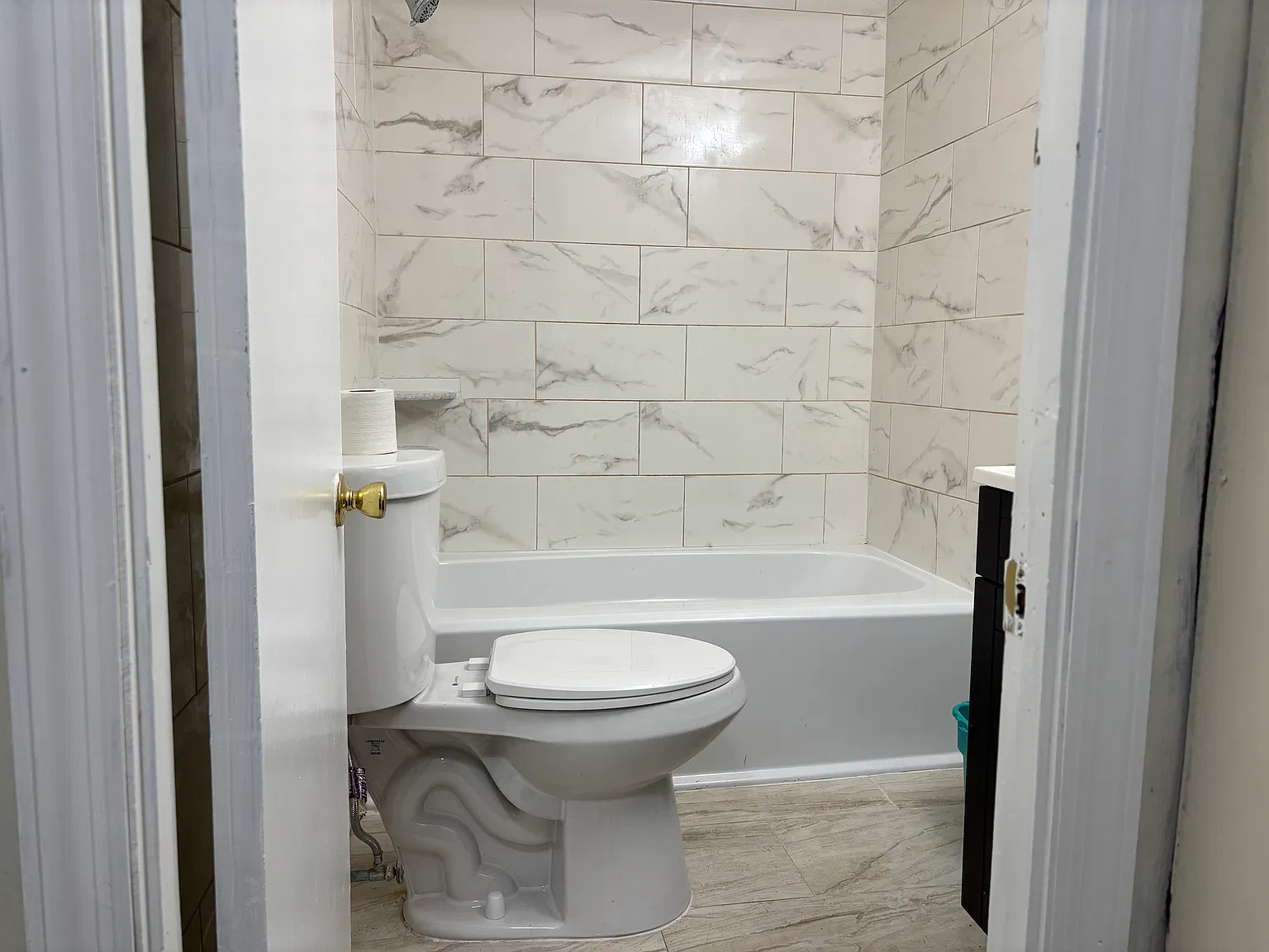 1 bed, $1,000 — Photo 4