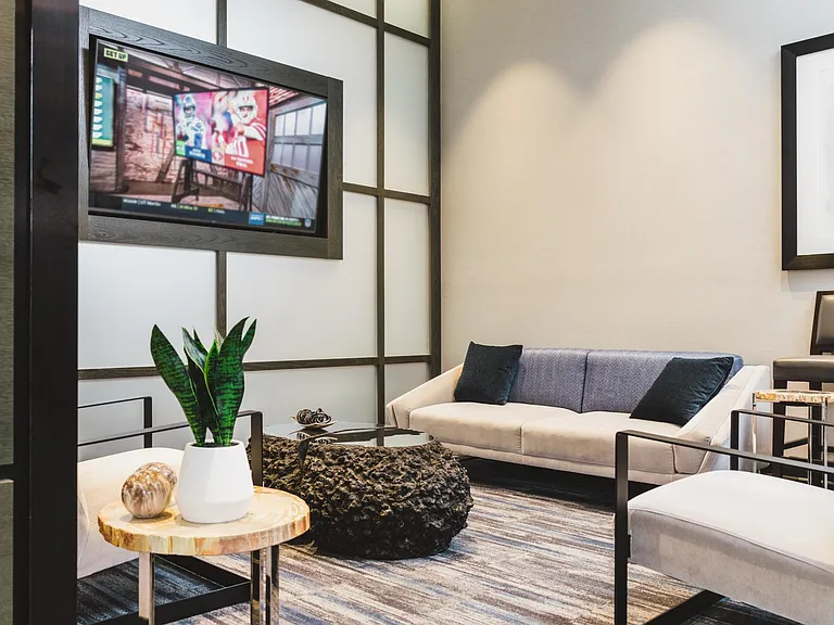 Clubhouse/Lounge