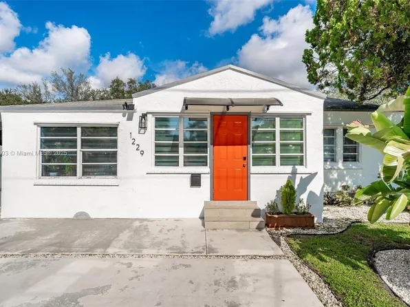 1229 NW 52nd St, Miami, FL 33142