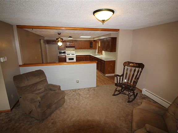3rd image of 51 W Cavalier Dr