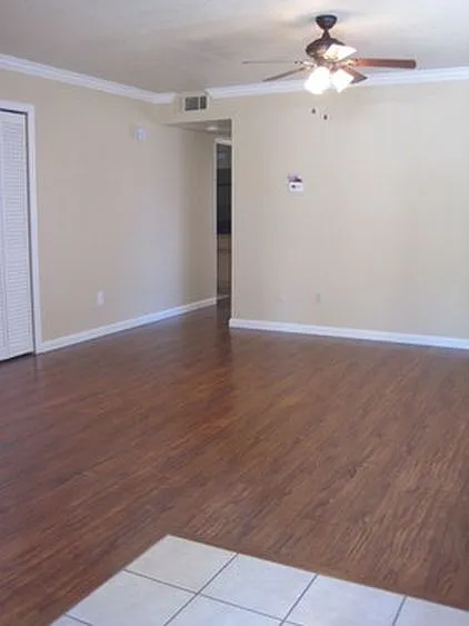 8575 German Dr — Photo 2