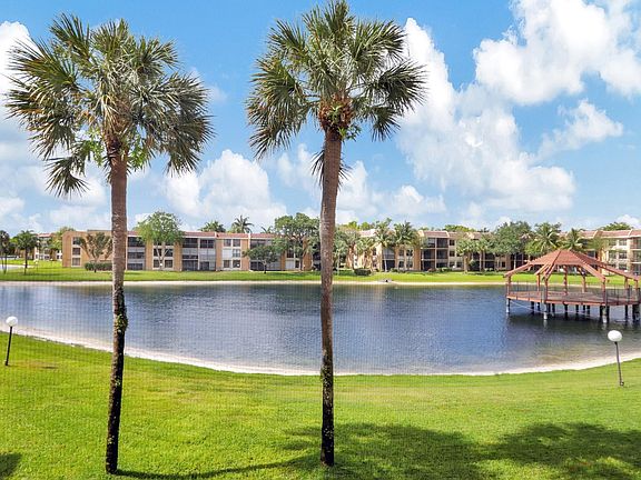 5th image of 5618 Coral Lake Drive #206