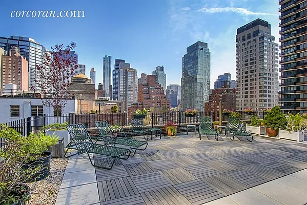 Sold by Corcoran | media 6