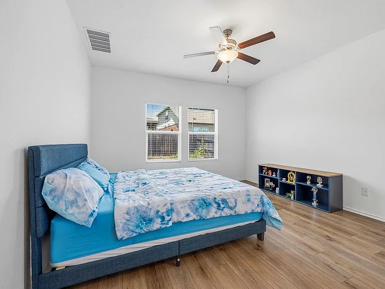 1733 Catahoula Dr — Photo 15