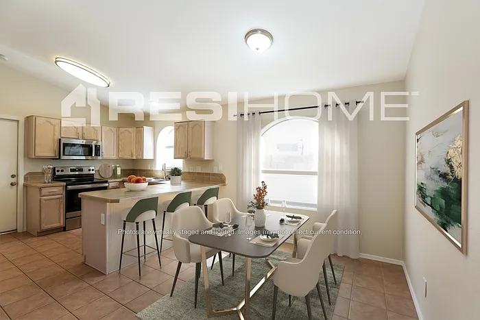 3 bed, 2.0 bath, 1290 sqft, $1,795 — Photo 4