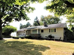 1414 Salt Springs Rd, Syracuse, NY 13214