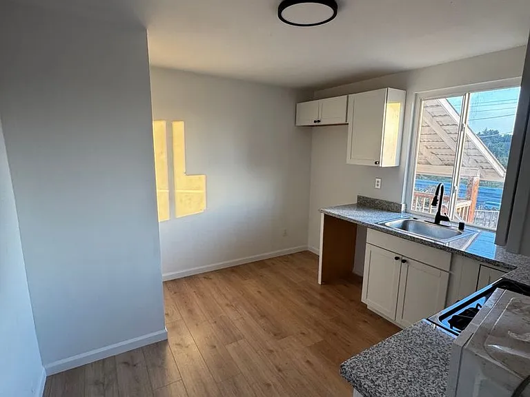 152 Jordan St — Photo 14