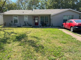 2218 Finley Rd, Irving, TX 75062