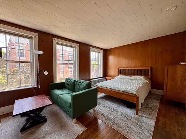 85 Phillips St APT 7, Boston, MA 02114