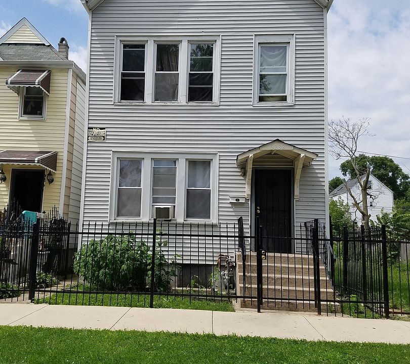 2nd image of 5232 S Winchester Ave
