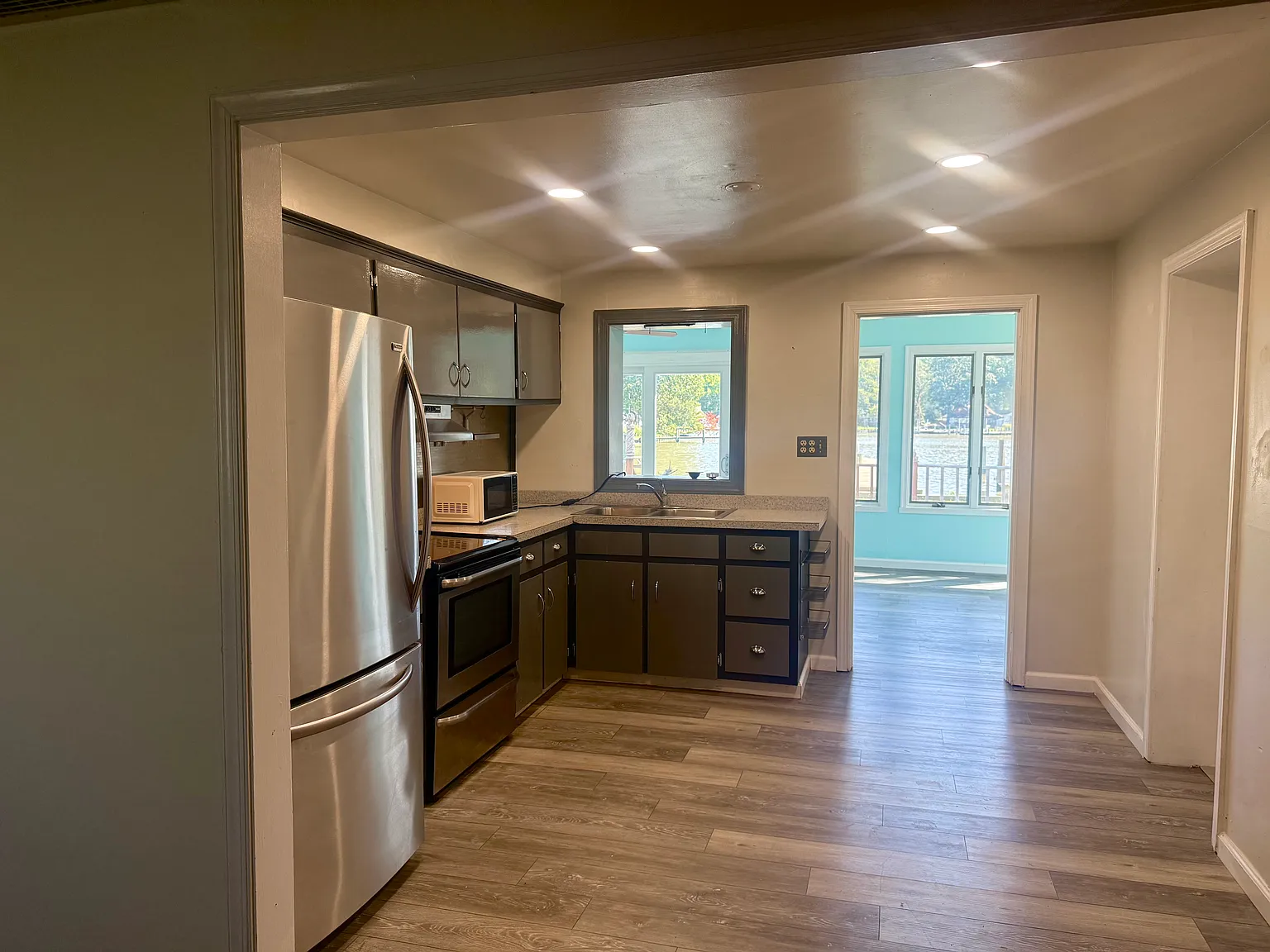 2 bed, 864 sqft, $2,650 — Photo 4