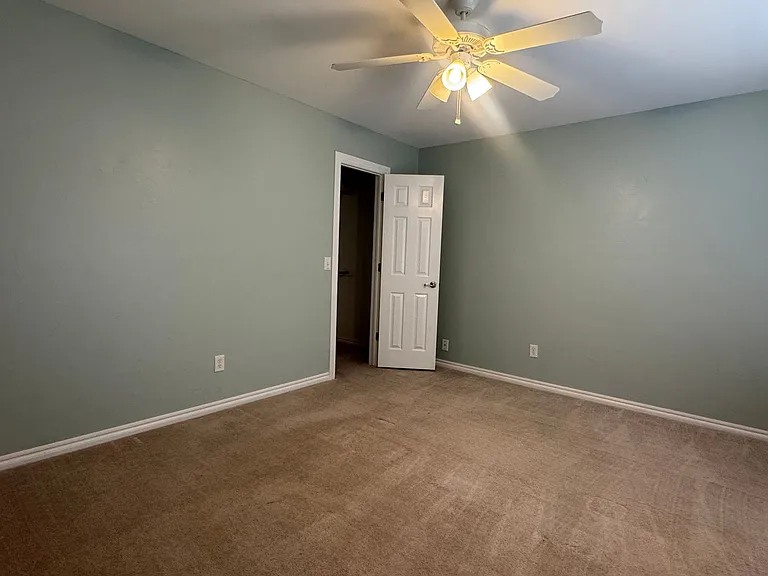 169 NW Copperfield — Photo 19