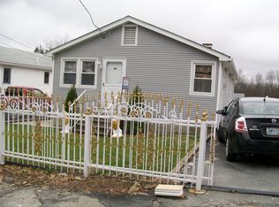 77 Highland Ave, Cumberland, RI 02864