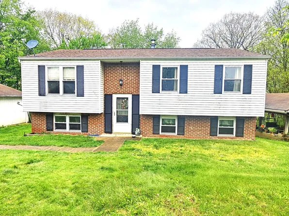 2880 Walters Ct, Export, PA 15632
