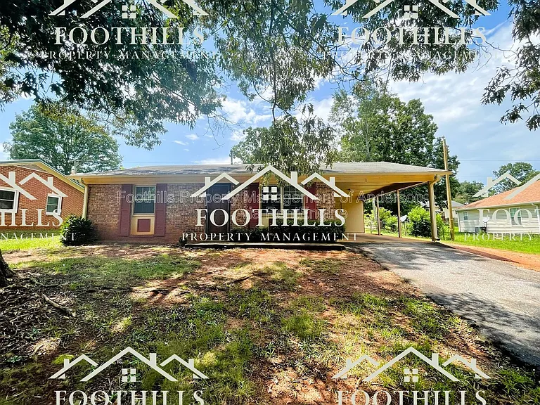 2505 Rolling Green Rd — Photo 11