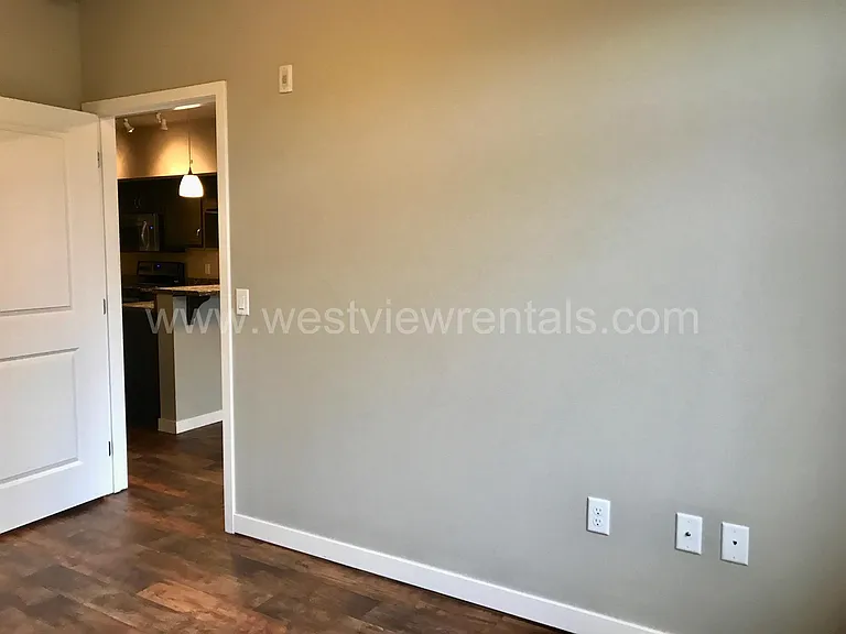 1010 Railroad Ave — Photo 433