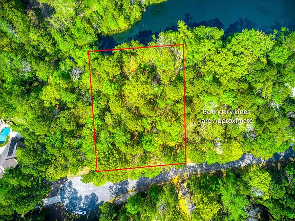 3rd image of 14867 Lake Meadow Ct
