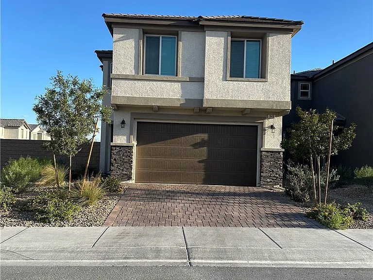 949 Ferodale Ave — Photo 1