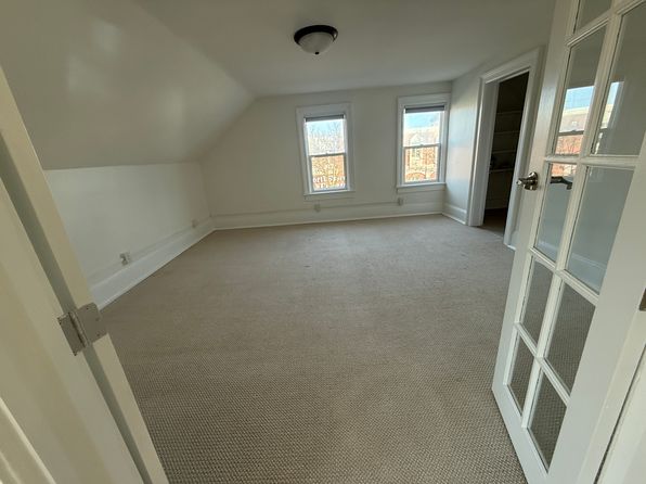 123 E 9th St #3, Michigan City, IN 46360