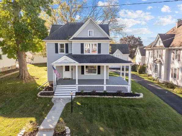 315 E Jackson St, Ripon, WI 54971