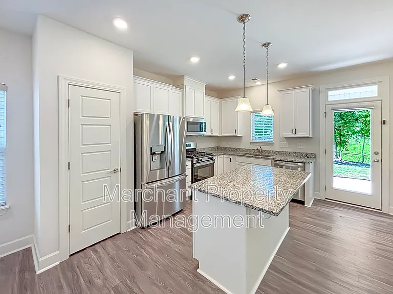 21 Jaycee Ct — Photo 6