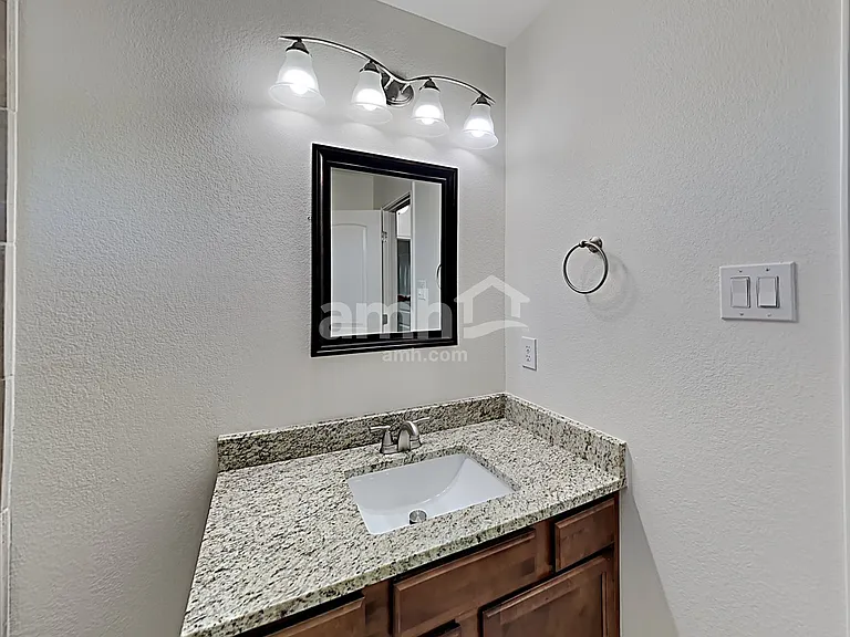 1735 Park Oak Dr — Photo 18