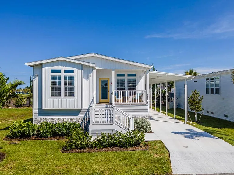 11596 Palm Dr — Photo 45