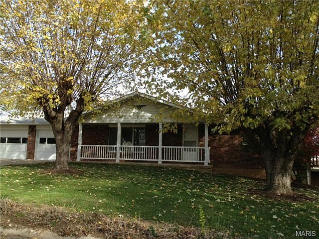 1st image of 308 Hillcrest Dr
