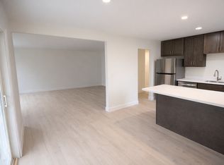 1 Saybrook Rd, Essex Junction, VT 05452