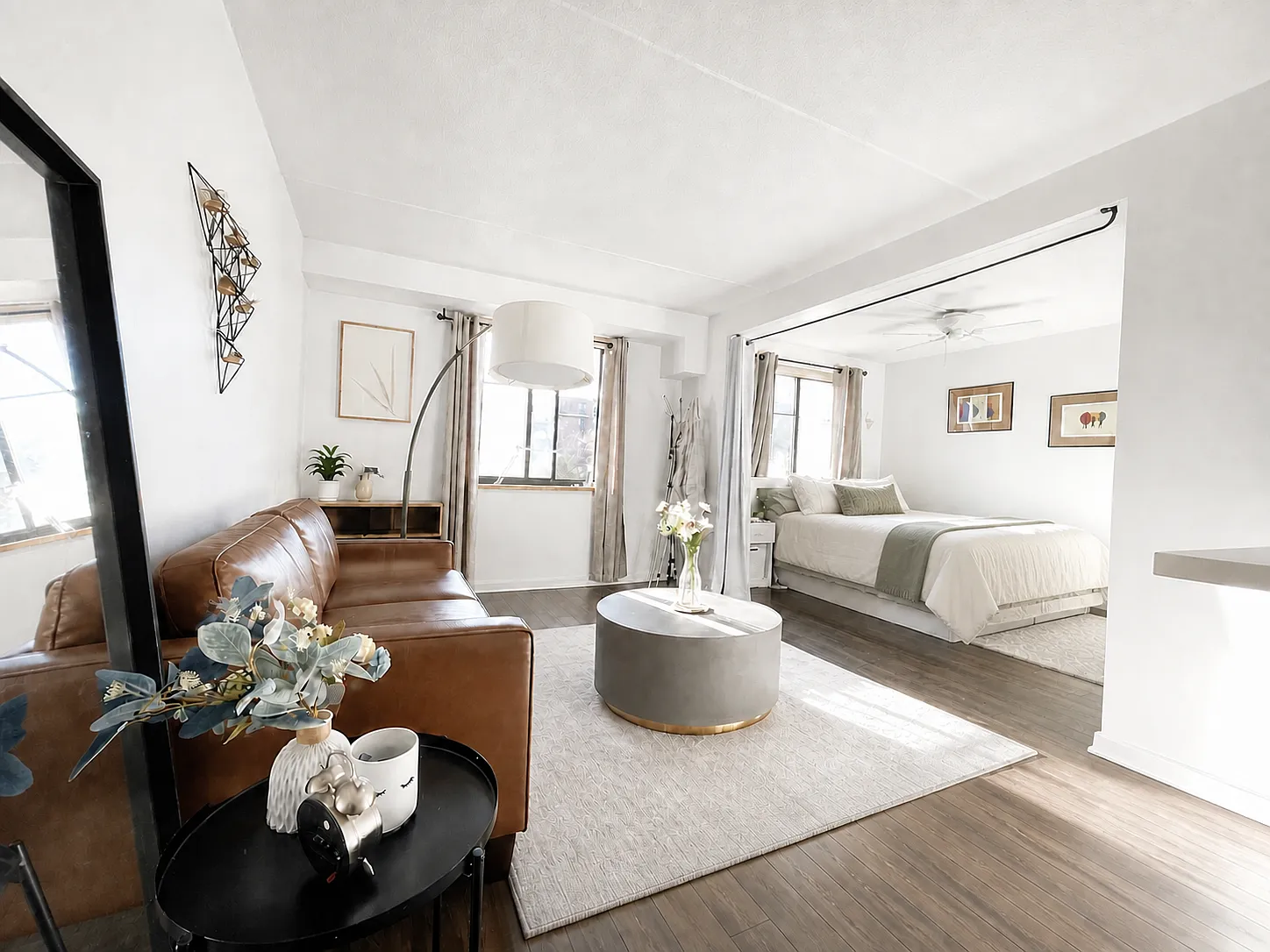 1 bed, 874 sqft, $2,500 — Photo 1