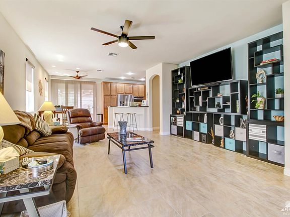 3rd image of 40833 Calle Santa Cruz
