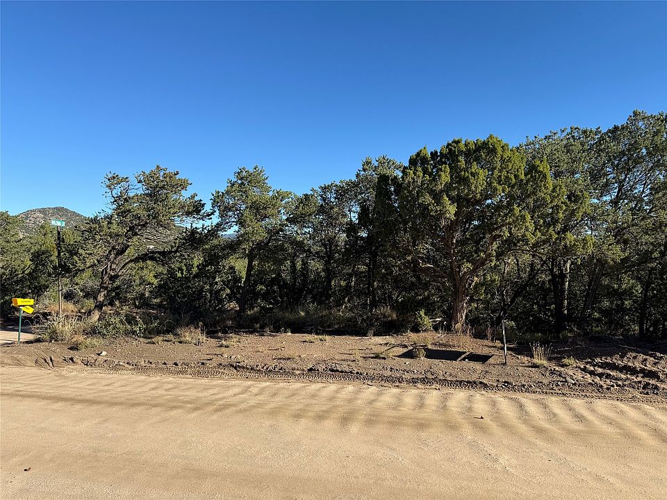 2nd image of 71 Apache Ridge Rd