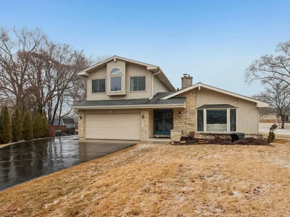 11714 North Annette AVENUE, Mequon, WI 53092