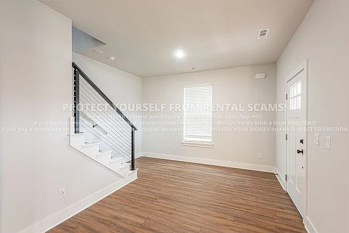 2 bed, 2.5 bath, $1,750 — Photo 2