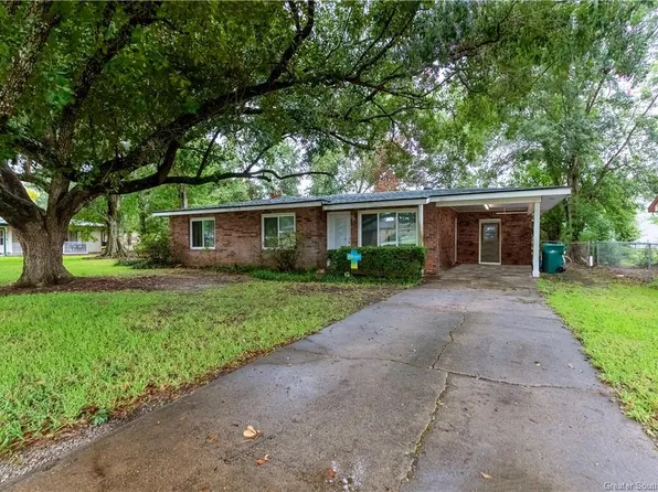 1404 Shaw Dr, Vinton, LA 70668