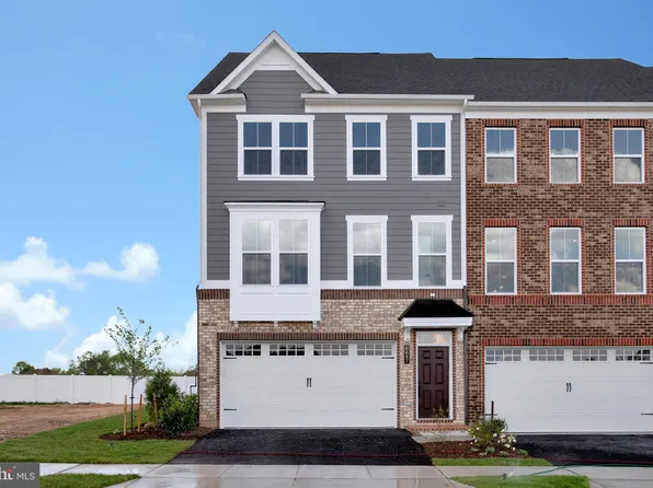 6647 Camden St, Middle River, MD 21220