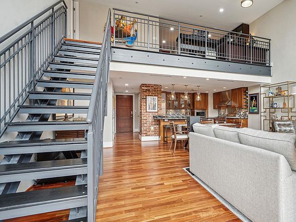 5th image of 1600 Clarendon Blvd #W304