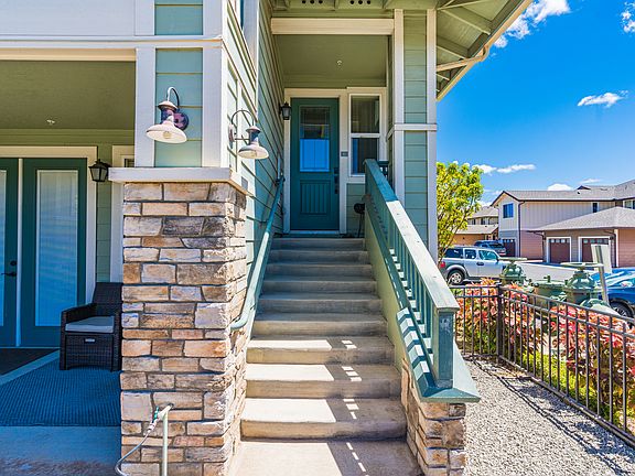 4th image of 840 Kakala St #301A