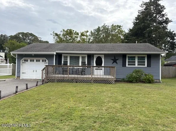 3 Melwen Drive, Forked River, NJ 08731