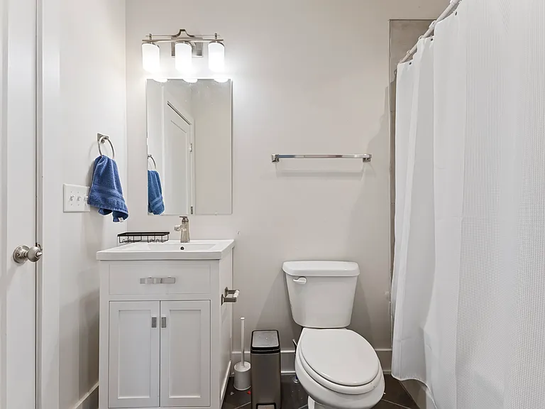 122C Oceola Ave — Photo 11