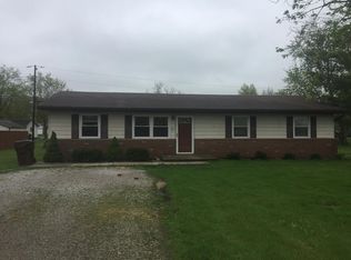 325 Greenbriar Rd, Hanover, IN 47243