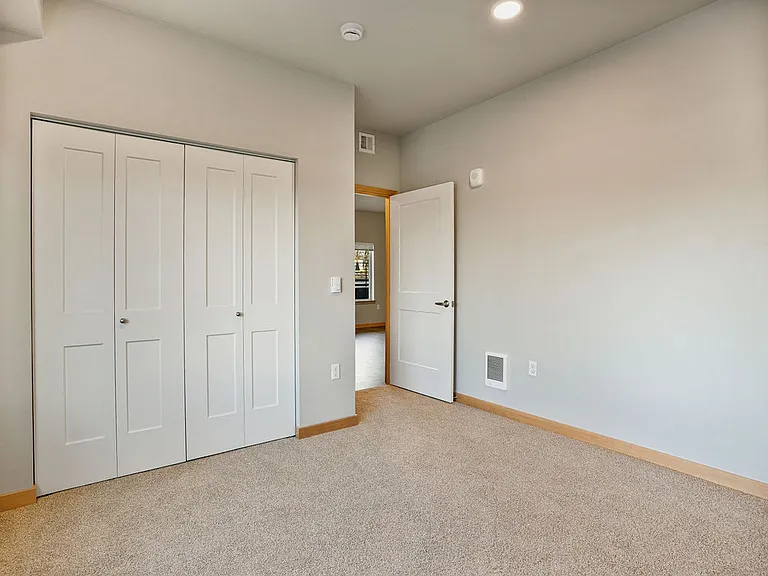 Shadow Creek Apartments — Photo 48