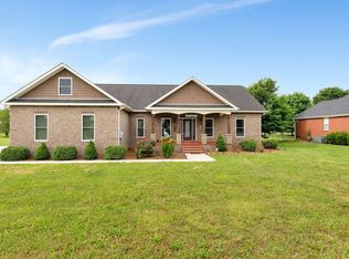 121 Kades Ct, Decherd, TN 37324