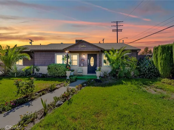 8253 Beeman Ave, North Hollywood, CA 91605